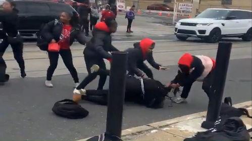 外国街头挑战吃瓜,一场味蕾与文化的碰撞之旅