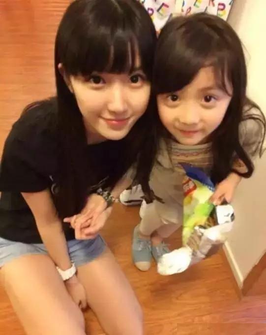 奶宝妹子吃瓜,揭秘娱乐圈那些不为人知的幕后故事