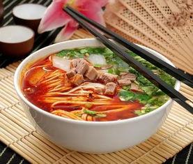 甘肃吃瓜泡馍,吃瓜泡馍的独特风味体验