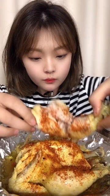 姐妹吃瓜的图片,一起吃瓜，揭秘娱乐圈那些事儿！