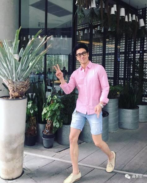 吃瓜50岁大叔,揭秘50岁大叔的吃瓜人生