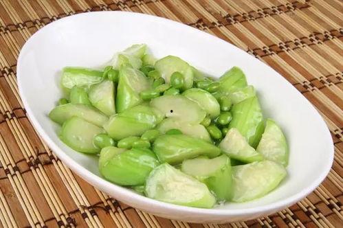 甜蜜随心配吃瓜,吃瓜乐趣无限  第1张