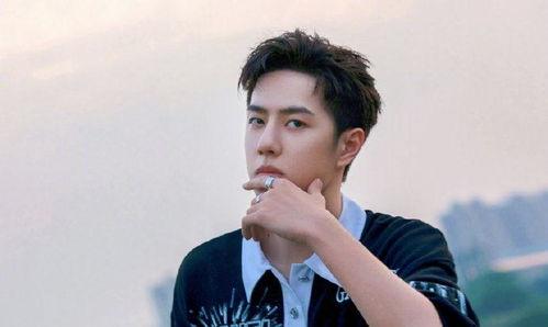 吃瓜男星小曼,吃瓜男星背后的故事与争议  第1张