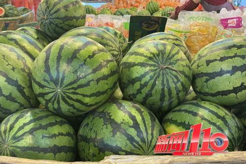 当代网友吃串瓜,当代网友的“吃瓜”狂欢  第3张